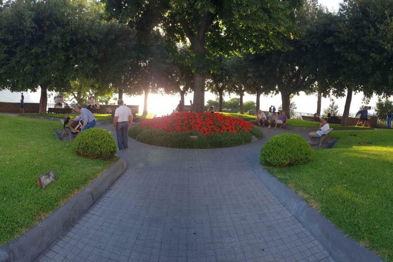 Casa Marida Sea View Daire Vico Equense Dış mekan fotoğraf