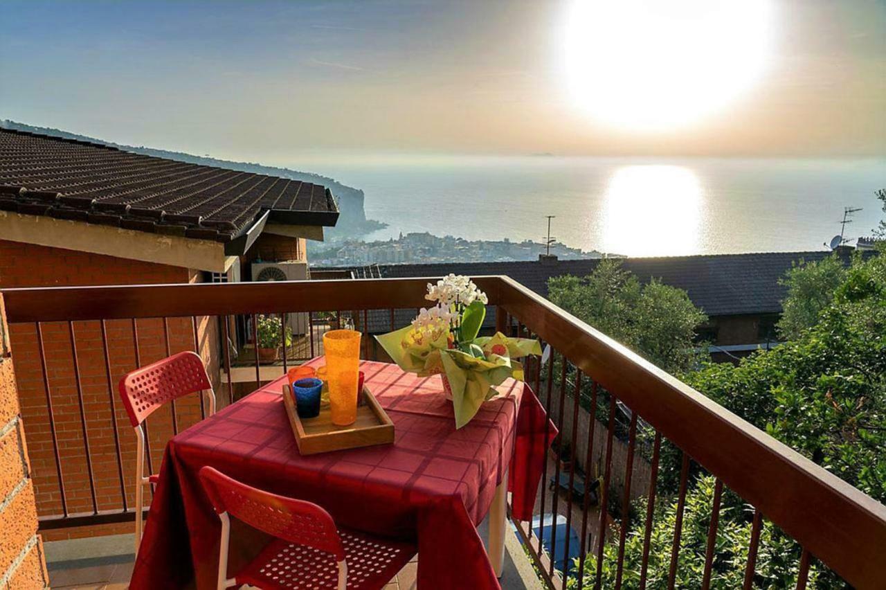 Casa Marida Sea View Daire Vico Equense Dış mekan fotoğraf